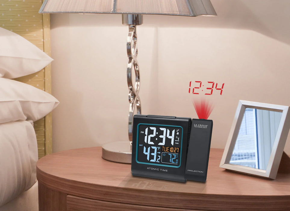 La Crosse Technology 616-146V4 Atomic Projection Alarm Clock with In/Out Temperature