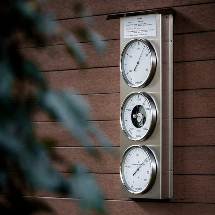 Weather Scientific Fischer 803-01 Outdoor weather station in action on wall